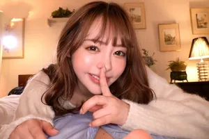 Mỗi khi em nhân viên vú bự mắc sai lầm, thì anh cấp trên lại đụ một cái